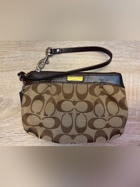 Vintage Coach Brown Signature Jacquard Wristlet with Leather Trim